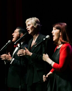 Jane Lynch Instagram - Hey there, Midland. You’re up! TONIGHT 730pm. Be there or be a big bah humbug person. @midlandcenter @therealkateflannery @timdavis_official  @tonyguerreroquintet photo by @isaacapon