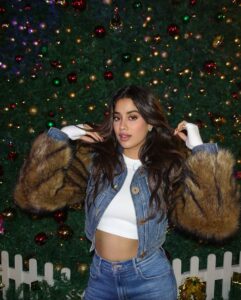 Actress Janhvi Kapoor HD Photos and Wallpapers December 2024