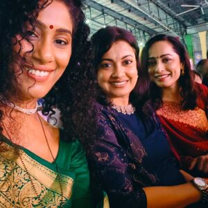 Janvi Chheda Instagram - Honored to be invited by Usha Mangeshkar ji and the Mangeshkar family for Lata ji’s 95th birthday celebration.
Listening to those timeless songs, from the 50s to 2000s, without the distraction of visuals, made me realize just how rich and deep our language and sanskriti truly are. 
It was heart-touching, there were moments when my eyes were teary… Music in its purest form has the power to move us in ways we don’t expect. 

Thank you to the Mangeshkar family for always treating us like your own and for the love we’ve always received.
 Grateful for this unforgettable experience. ❤️ #LataMangeshkar #Sanskriti #TimelessClassics #gratitude
