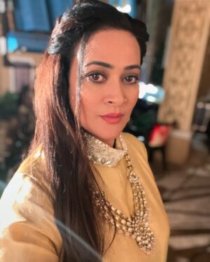 Jaswir Kaur Instagram - Gurpurab de Lakh Lakh Wadai 💐♥️😇