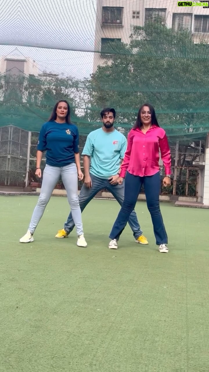 Jaswir Kaur - 15K Likes - We are Back
•
•
#gelagela #jaswirkaur #salmanshaikh #vandanalalwani #akshaykumar #karinakapoor #dancereels #indianactors #adityakapoor #jhanak #actorslife🎬