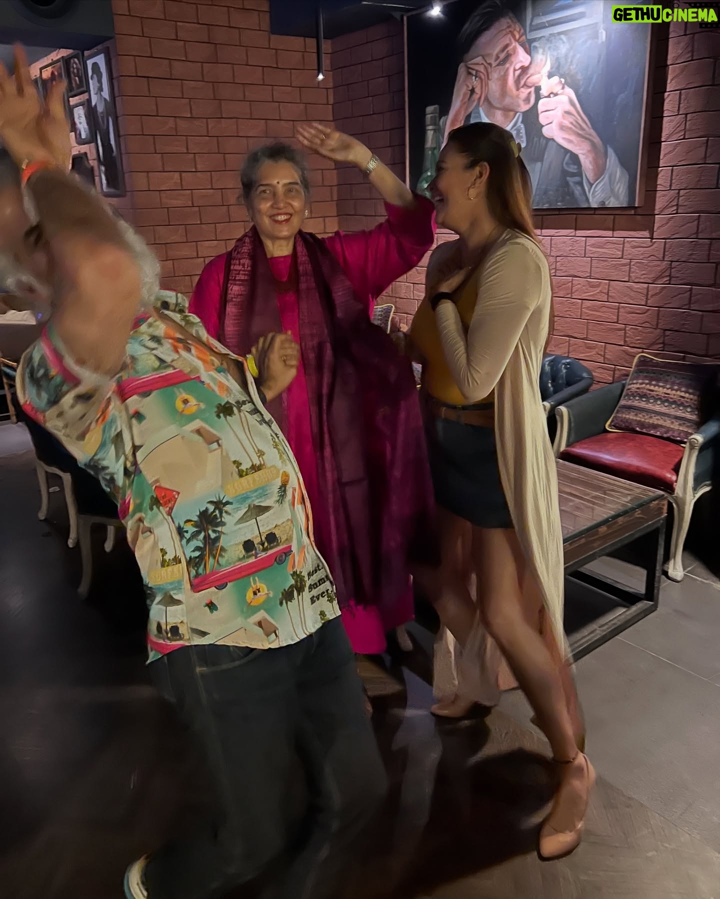Jaswir Kaur - 4.1K Likes - #throwback
Some cute moments ♥️🧿