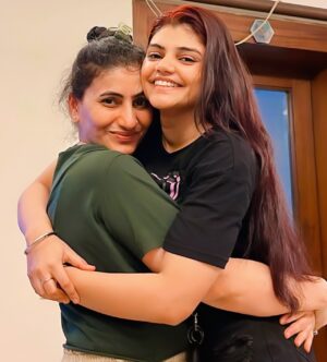Jaswir Kaur Instagram - You Growing up to be such a Beautiful Girl 
#tanyakaur 🥰😘♥️🤗🧿

Wishing You a Very Happy Birthday 🎂💐🎁🎊🎉🥳
May God Bless You With all the Happiness and Success ♥️♥️♥️

Keep Wearing that Smile of Yours they look the Best on You 😃😘