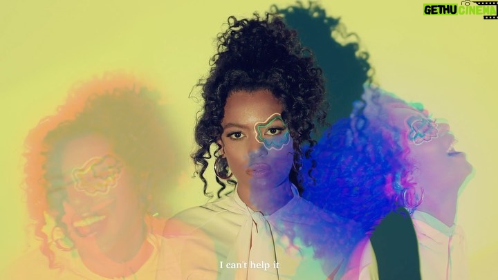 Jaz Sinclair - 89.7K Likes - š¢ If you love the song wait til you see this video!!!
@alyxsoardās directorial debut. Sheās a brilliant little wizard and we had a blast bringing her vision to life
Full video out November 22nd
Dosey Doe by Jasimi