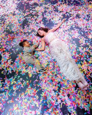 Jeannie Mai Instagram - Wow everyone! Thank you for all the birthday love!! Yup, I’m 3 now… so basically grown. Year 2 was wild — I shredded the slopes on my first snowboard, stamped my passport so much it needs a nap, & became a foodie (still deciding on dulce tamarindo.) ANDD I’m offish a diaper-free diva 😎  Ngl, I was hesitant to leave my life as a baby. Baby life was bomb—naps were non-negotiable. Now? I’m out here fightin’ for my right to stay up past bedtime 😤 So I get nervous when Mommy teaches me about new experiences but Mommy says being brave means believing in yourself—even when the world feels uncertain. 
So 2025… I’m comin’ in HOT! 🔥