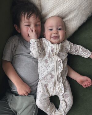 Jenna Dewan Instagram - Six months of Rhi 🤍 I still just stare at you and can’t believe I’m lucky enough to call you mine. The way you seem to make everything better and everyone happier… something tells me you have the healing touch in this life ✨ Also, thank you for saving all your giggles for your siblings, they are obsessed with you ❤️