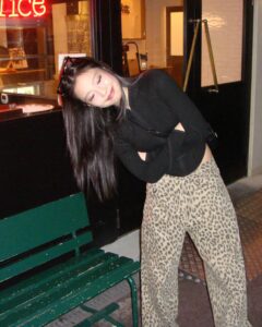 Actress Jennie Kim HD Photos and Wallpapers November 2024