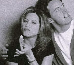 Jennifer Aniston Instagram - 1 year ❤️‍🩹🕊️
@matthewperryfoundation