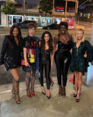 Jennifer Tilly Instagram - Real Housewives of Beverly Hills returns January 7th! 🥳🎊🎉
#rhobh