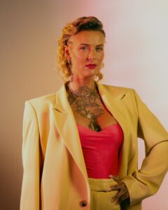 Actress Jennifer Weist HD Photos and Wallpapers March 2025