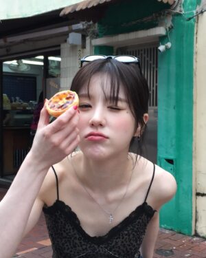 Jeon Hee-jin Instagram - See u tomorrow Macau ♡