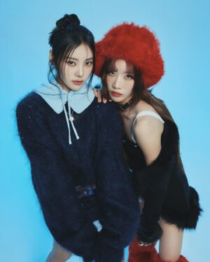 Jeong Jin-sol Instagram - @thestarmagazine 🩵