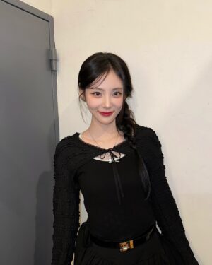 Jeong Jin-sol Instagram - 난 검은색이 젤 죠앙ㅋ