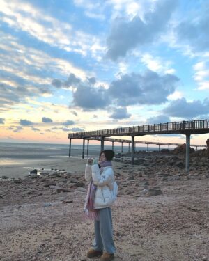 Jeong So-min Instagram - 🌈