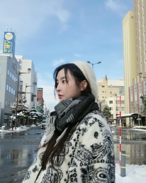 Jeong Yu-mi Instagram - 메리메리크리스마스.🎄