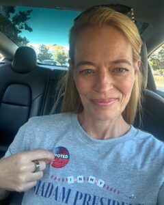 Actress Jeri Ryan HD Photos and Wallpapers August 2025