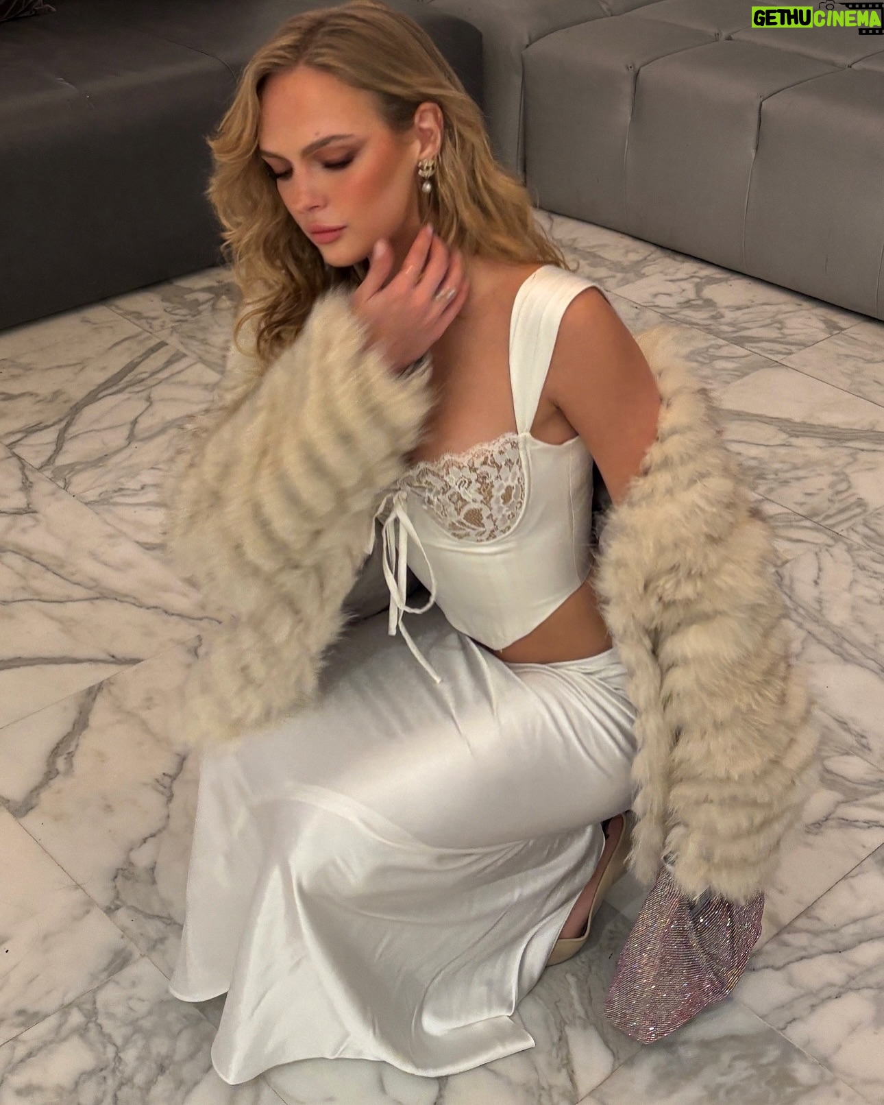 Jessica Belkin - 3.1K Likes - 💌💌❤️‍🩹❤️‍🩹 swipe to find the interlude