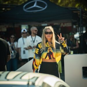 Jessica Hart Instagram - Great day with @mercedesbenzusa in Austin!!! #raceday #loveaustin
