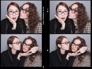 Jessica Jung Instagram - Welcome to the club @vousmevoyez 💕🤗😜👭🏻🎂🐶🎞️🎉