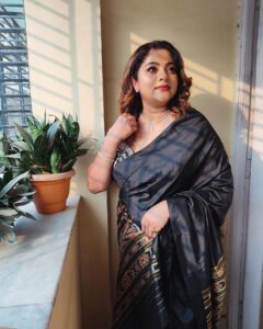 Actress Jhilik Bhattacharjee HD Photos and Wallpapers December 2024