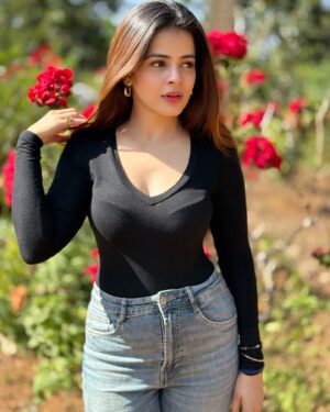 Jigyasa Singh Instagram - 🌹