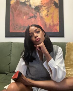 Jill Marie Jones Instagram - We’re not rolling 🎲’s in 2025. 
All ♠️’s… no ♣️’s!!! 👊🏾

#CapricornSeason