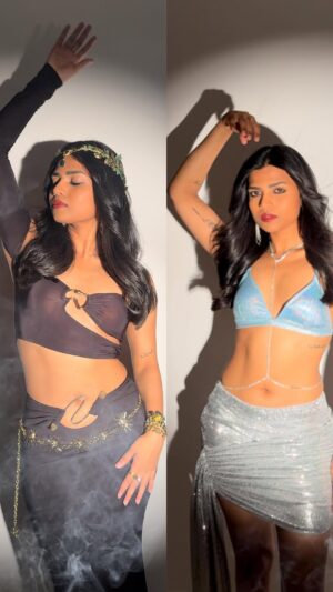 Jini Sundarraj Instagram - Knock, knock, Which look do u like?? 
.
.
[aranmanai 4, achoacho song, transition, recreation look]
.
.
#réel #reels #reelitfeelit #reelkarofeelkaro #reeloftheday #trendingreels #trendingsongs #achoacho #aranmanai4 #insta #instadaily #instagram #reelinstagram