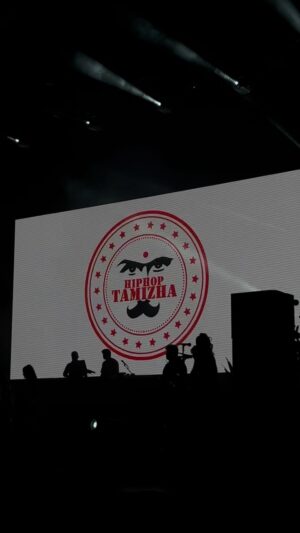 Jini Sundarraj Instagram - History Made… one of the Best concert ever ✨ @hiphoptamizha @jeeva.jpg 
.
.
#reelsinstagram #concert #hiphoptamizha #reeloftheday