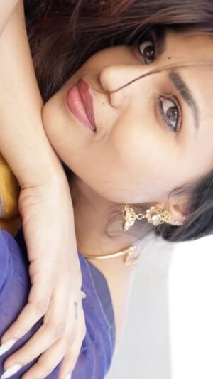 Jini Sundarraj Instagram - See you in dreams 💙💙💙
.
.
#reelsinstagram #reeloftheday #trendingreels #instagram #reelkarofeelkaro #instagood