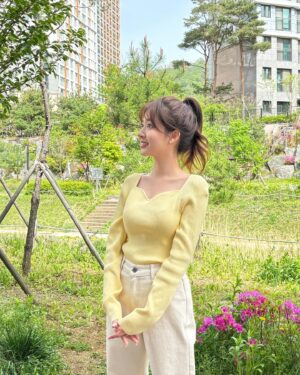 Jo Soo-min Instagram - 하나 소중 모먼트🩷