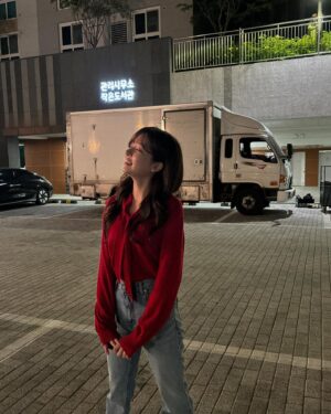 Jo Soo-min Instagram - 하나 소중 모먼트🩷