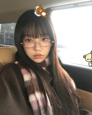 Jo Yu-ri Instagram - ————
../\…/\.
=๑•ᴗ•๑ =. meow
.(./.||.\.)¸.•*