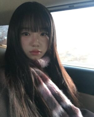 Jo Yu-ri Instagram - ————
../\…/\.
=๑•ᴗ•๑ =. meow
.(./.||.\.)¸.•*