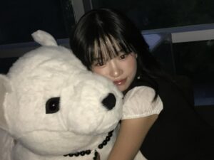 Jo Yu-ri Instagram - ⭐️🌟💫✨