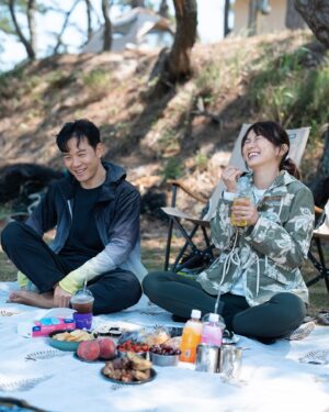 Joanne Peh Instagram - Our first reality TV show 《在世界的角落扎营》 brought us to Korea, and while it was exhausting, it gave us the opportunity to experience the beautiful countryside of Korea and share our views about our marriage and relationships. The episode of “Camping Around The World” is up now on meWATCH (episode 3).