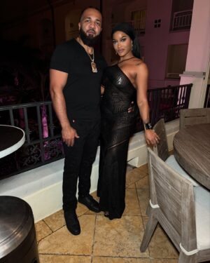 Joseline Hernandez Instagram - Getting a baby put in me this year going to be easy 🤭😅 With this sexy #cavalli Number 😜 
May you have lots of health,luck,money this year 💰