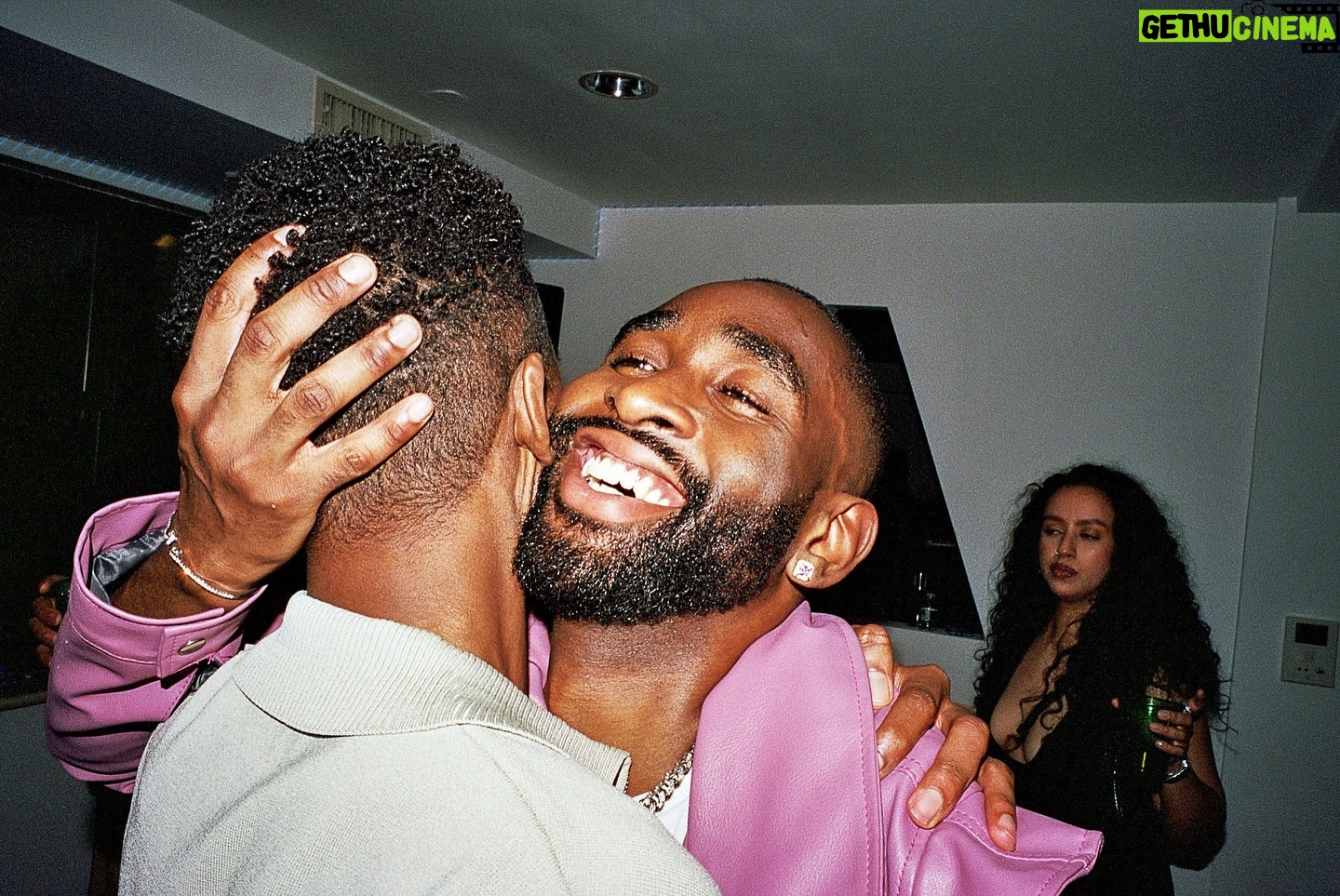 Joy Sunday - 29.5K Likes - my annual New Years shindig, by @jmorelphoto πΈ