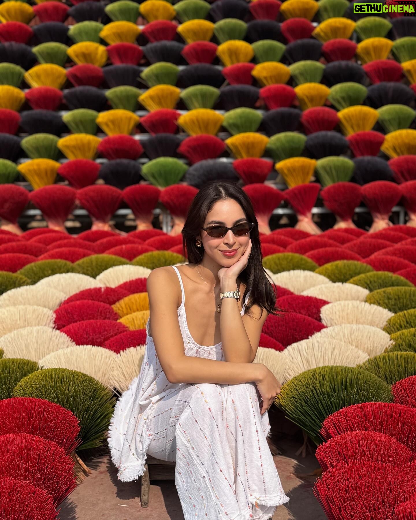 Julia Barretto - 371.8K Likes - Some of my favorite moments from Hanoi 🇻🇳
Grateful to our friends at @accesstravelph for arranging this trip for us — making it a smooth and stress-free process, really enjoyed the entire experience ♡