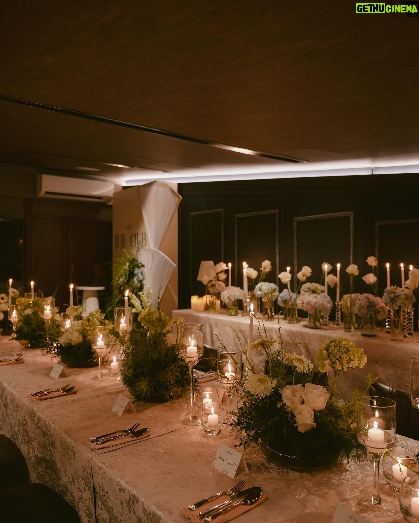 Julia Barretto - 411.7K Likes - Celebrating 3 years of @thejujuclub.co ♡ So grateful to everyone who put this all together and to family and friends for being present for a very meaningful night to me. 🌙