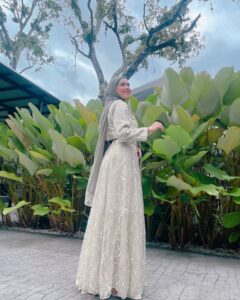Actress Julia Farhana Marin HD Photos and Wallpapers January 2025