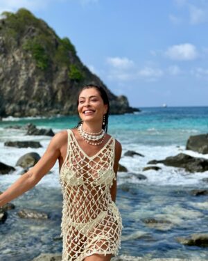 Juliana Paes Instagram - 🙏🏽✨🌊 #noronha
