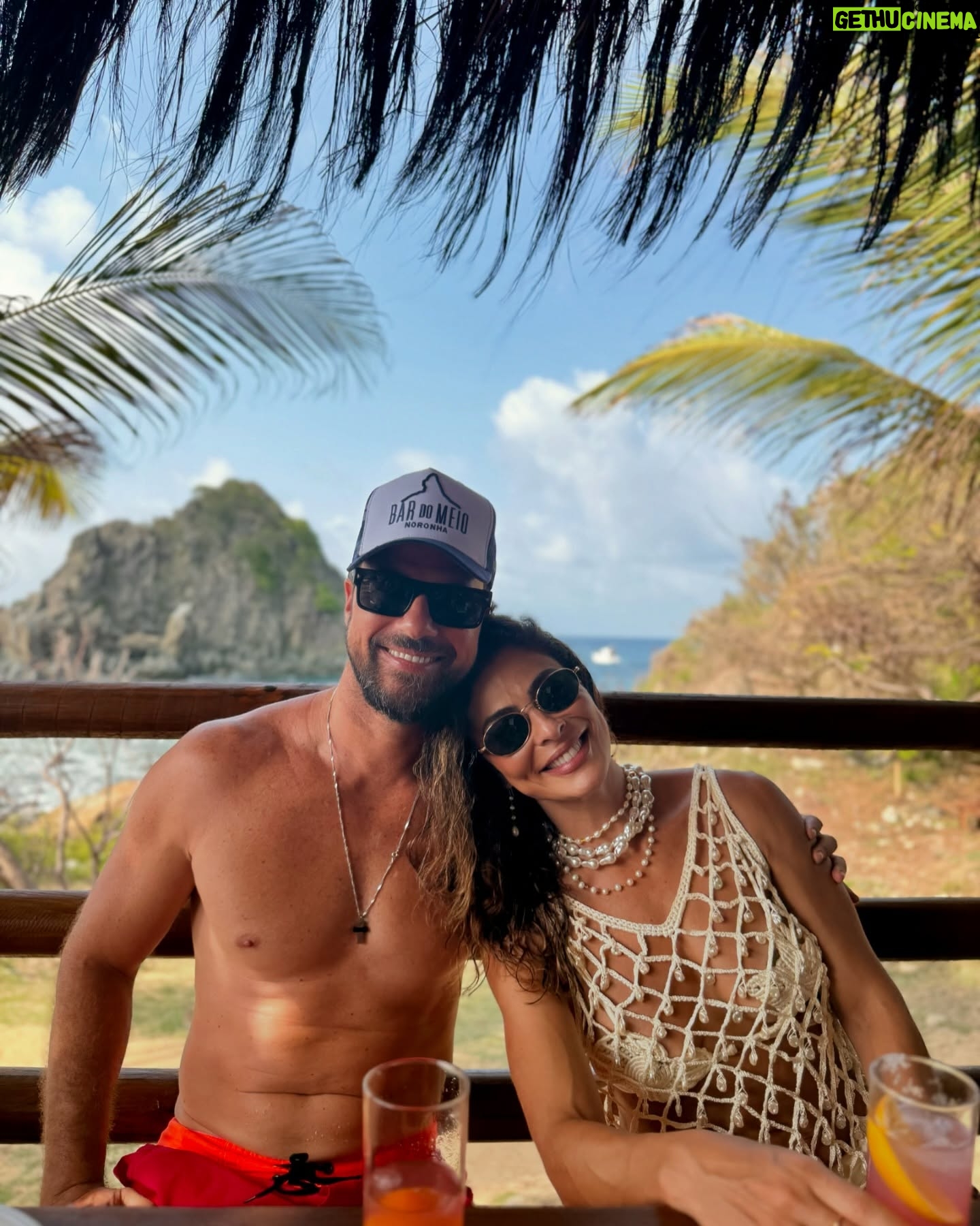 Juliana Paes - 203.8K Likes - 🙏🏽✨🌊 #noronha