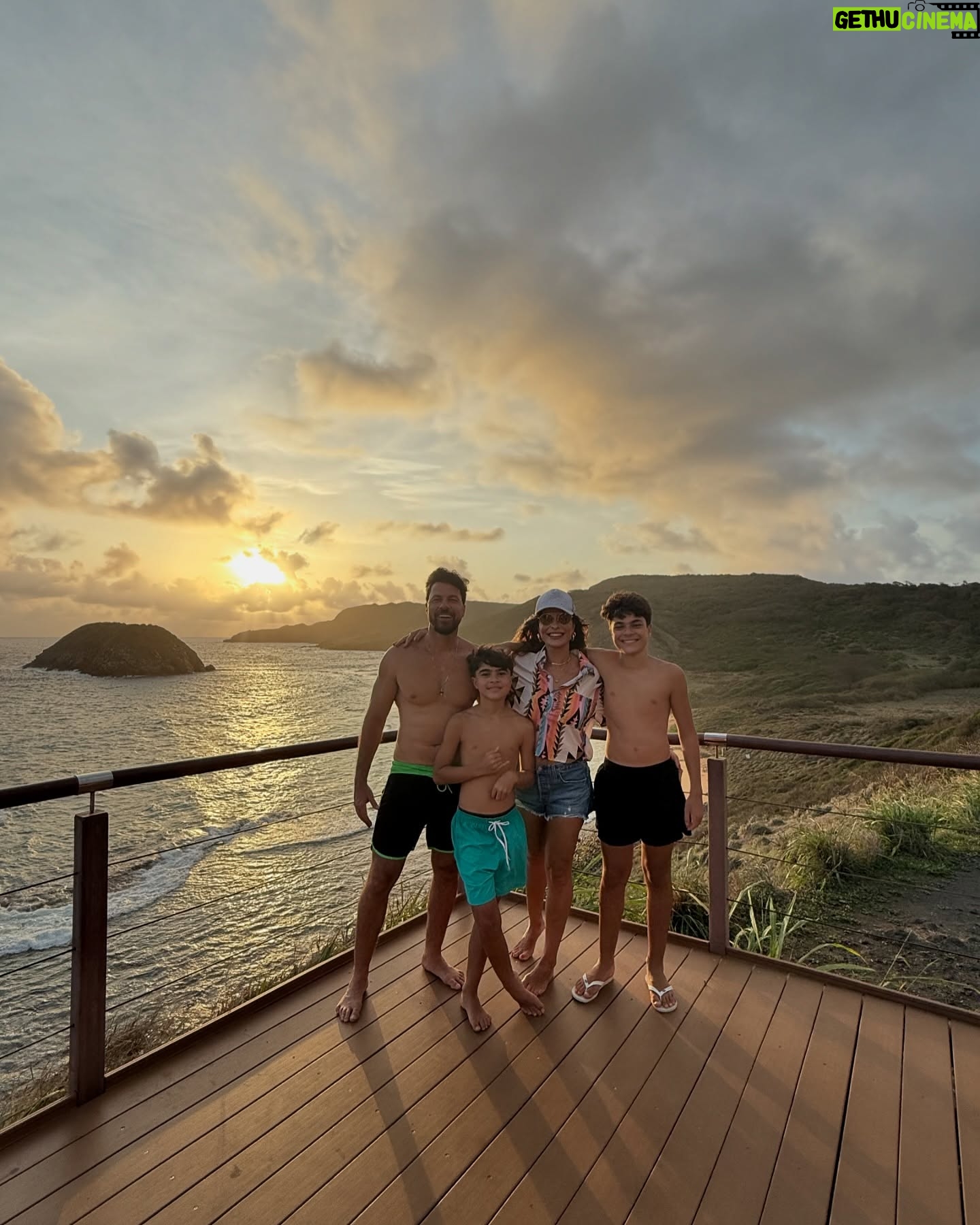 Juliana Paes - 183.3K Likes - E quando papai do céu manda a nuvem com o nome da praia? ✨☀️✨☀️ #praiadoleao #noronha