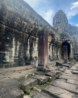 Julie Tan Instagram - 🇰🇭 Cambodia, you are truly stunning. I am in awe 😍