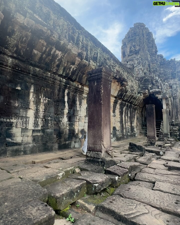 Julie Tan - 2.7K Likes - 🇰🇭 Cambodia, you are truly stunning. I am in awe 😍