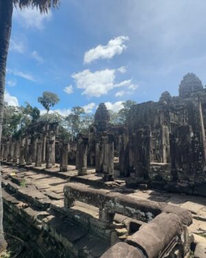 Julie Tan Instagram - 🇰🇭 Cambodia, you are truly stunning. I am in awe 😍