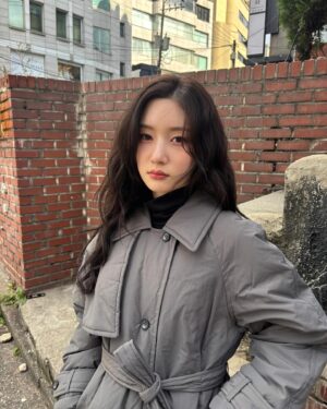 Jung Chae-yeon Instagram - ☕️🍵🫖🥛🤍🩶🖤