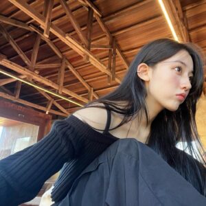 Jung Da-bin Instagram - 날이 좋다요 🫧🧋