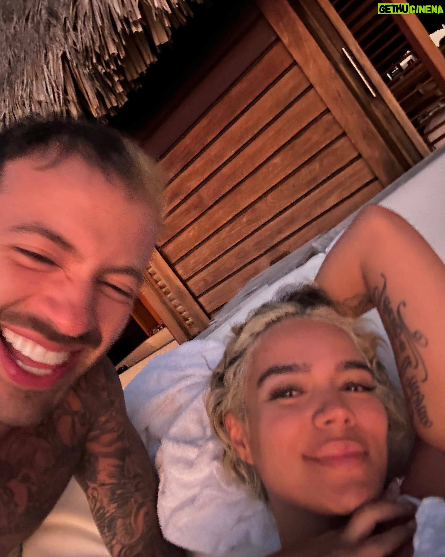KAROL G - 7.4 Million Likes - Quédate♾️ 🌊🍃☀️🌺💗