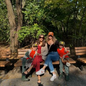 Kaitlan Collins Instagram - 10/10 recommend aunt life. 🐞